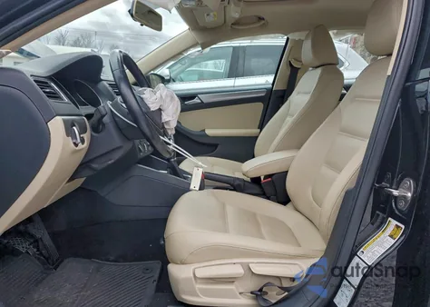 2017 Volkswagen Jetta Se из США, поврежденный, VIN 3VWB67AJ5HM268832